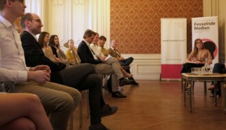 Fesselnde Medien – Abschlussprojekt KuDi Galerie Voraschaubild