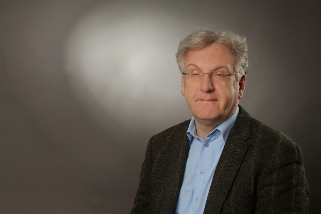 Prof. Dr. Uwe VOLLMER