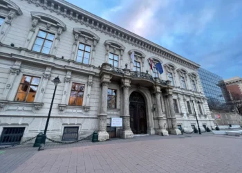 A STATEMENT OF SOLIDARITY FROM ANDRÁSSY UNIVERSITY BUDAPEST IN SUPPORT OF THE UNIVERSITY OF BELGRADE Titelbild